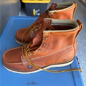 Thorogood Men's Brown Leather Work Boot